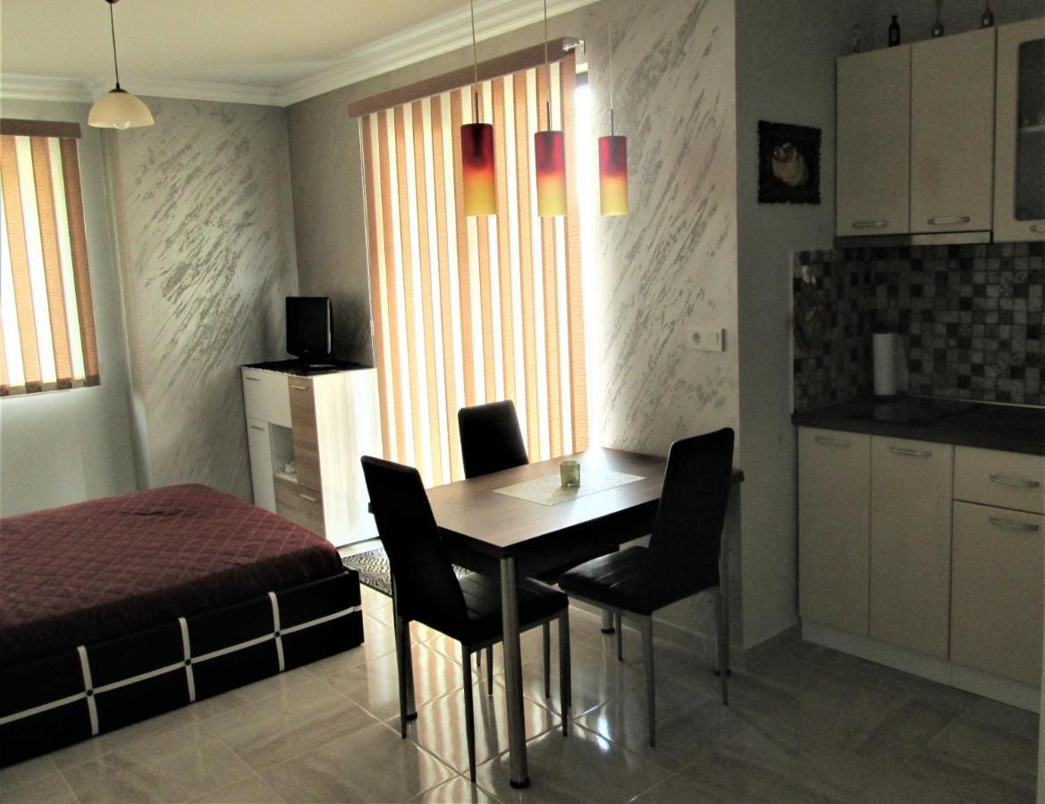Studio Emi Pomorie Esterno foto